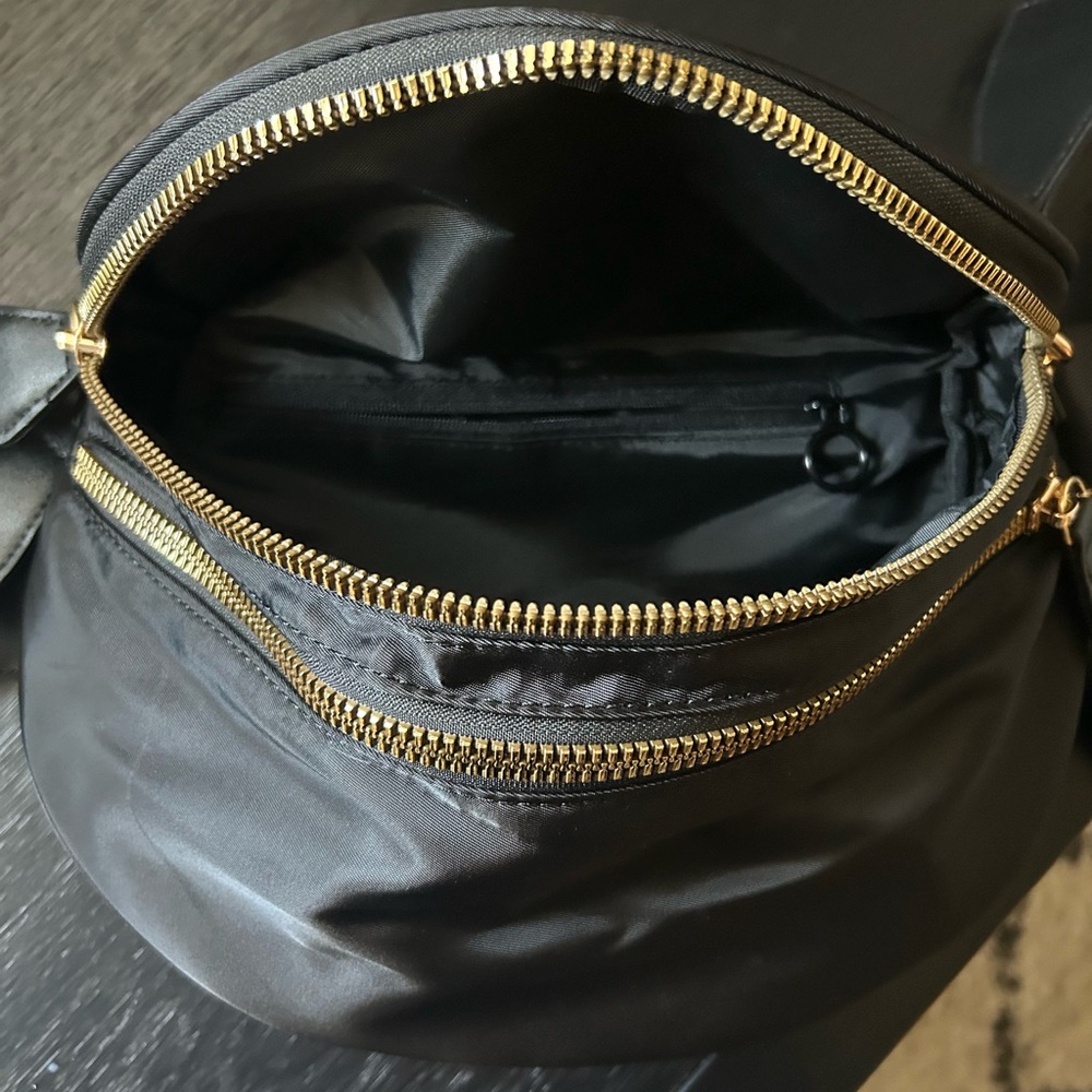 Black Crossbody Bag - Picture 4 of 4